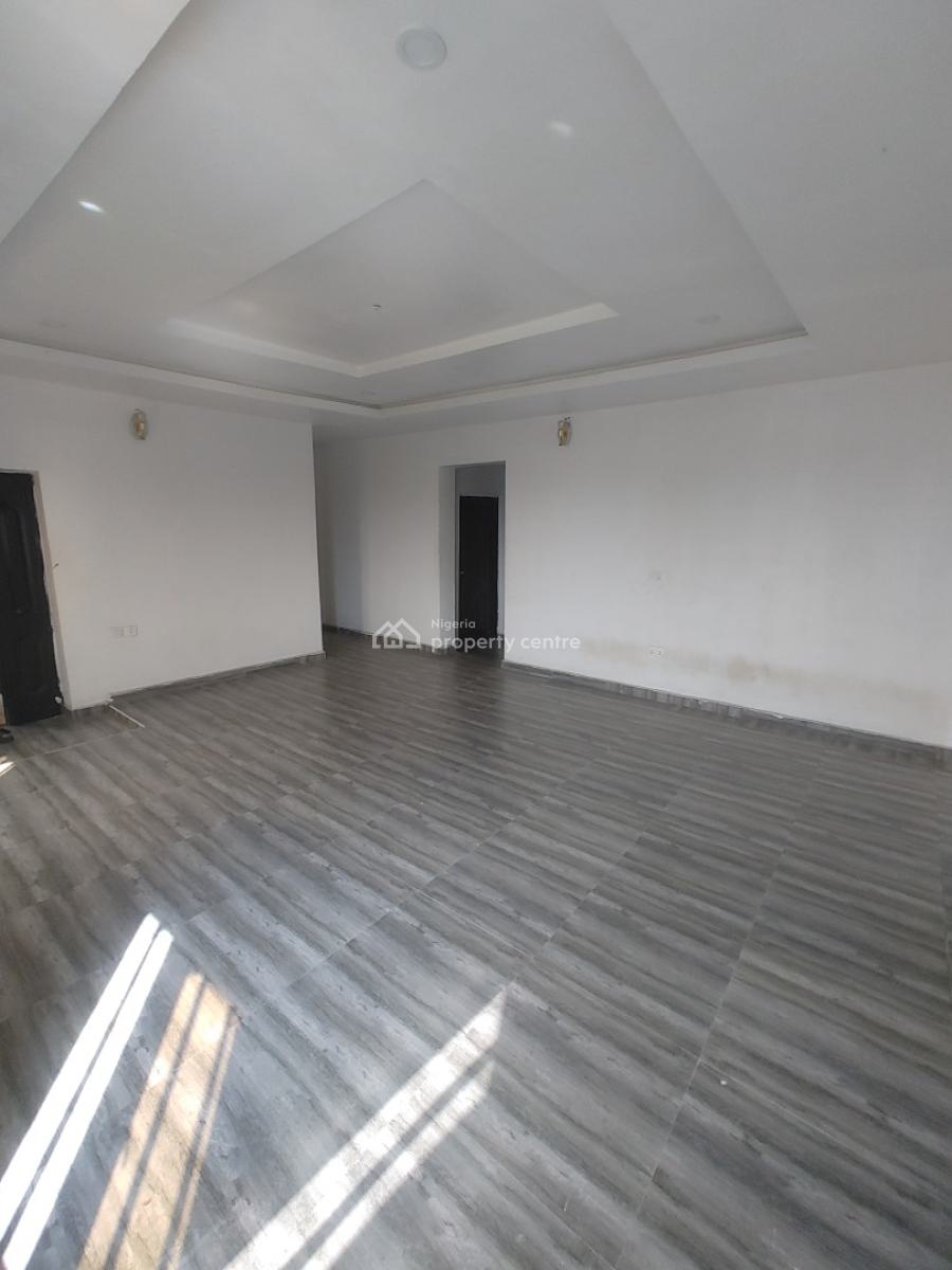 Very Clean 2 Bedroom Flat Apartment in a Call in Estate, Ogidan, Very Close to Blenco and Sky Mall, Sangotedo, Ajah, Lagos, Flat / Apartment for Rent