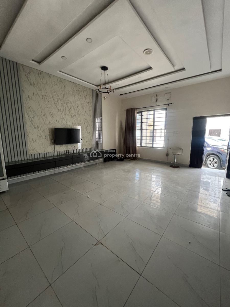 Spacious 4 Bedroom Terraced, Emcel Garden Estate, Orchid Road, Lekki, Lagos, Terraced Duplex for Rent