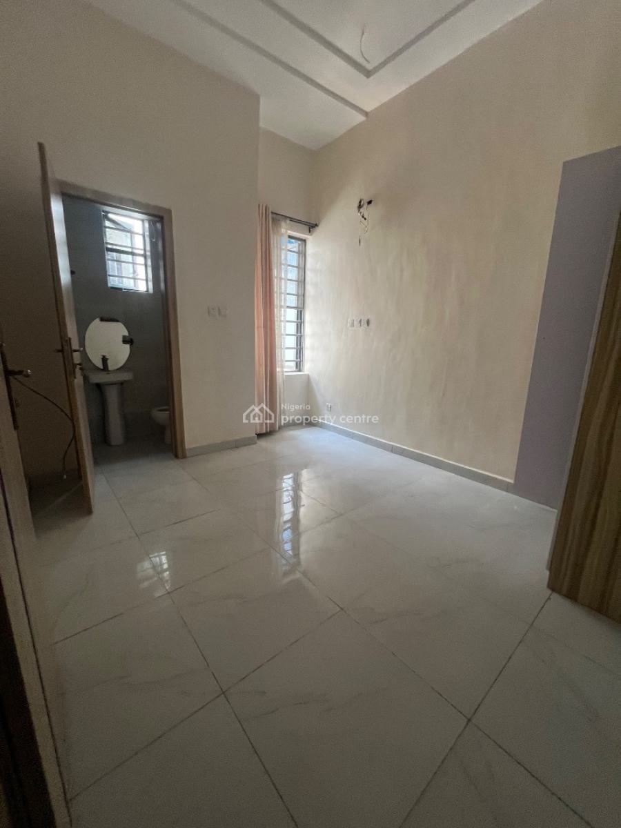 Spacious 4 Bedroom Terraced, Emcel Garden Estate, Orchid Road, Lekki, Lagos, Terraced Duplex for Rent