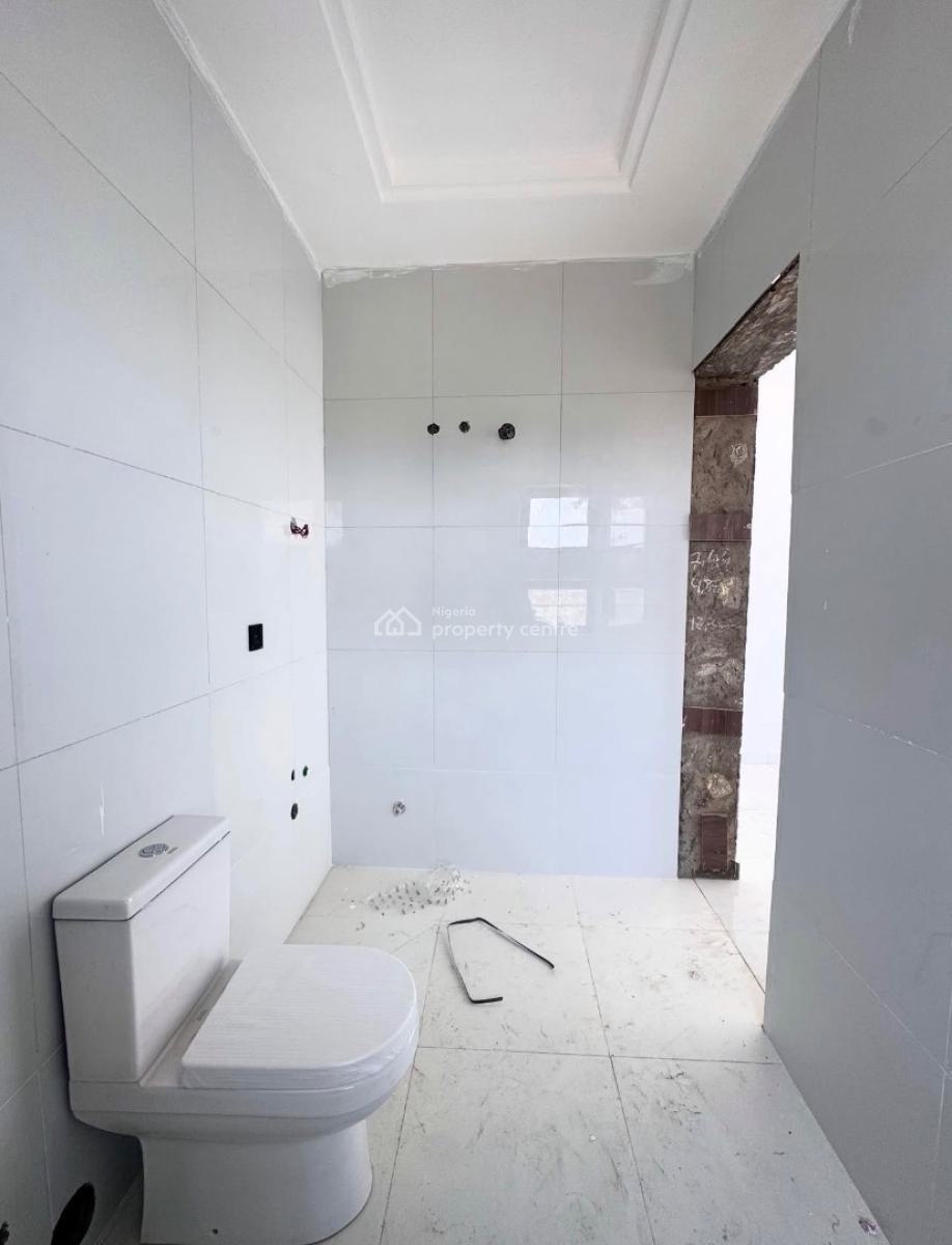 Nicely Done 3 Bedroom Fully Serviced and Spacious Apartment, Ikate, Lekki, Lagos, Flat / Apartment for Sale