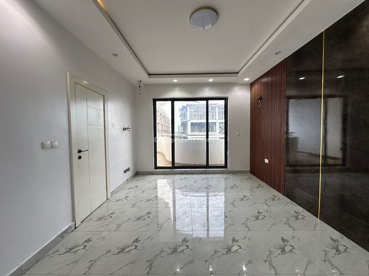 Charming & Fully Serviced 2 Bedroom Apartment, Periwinkle Estate, Lekki Phase 1, Lekki, Lagos, Flat / Apartment for Rent