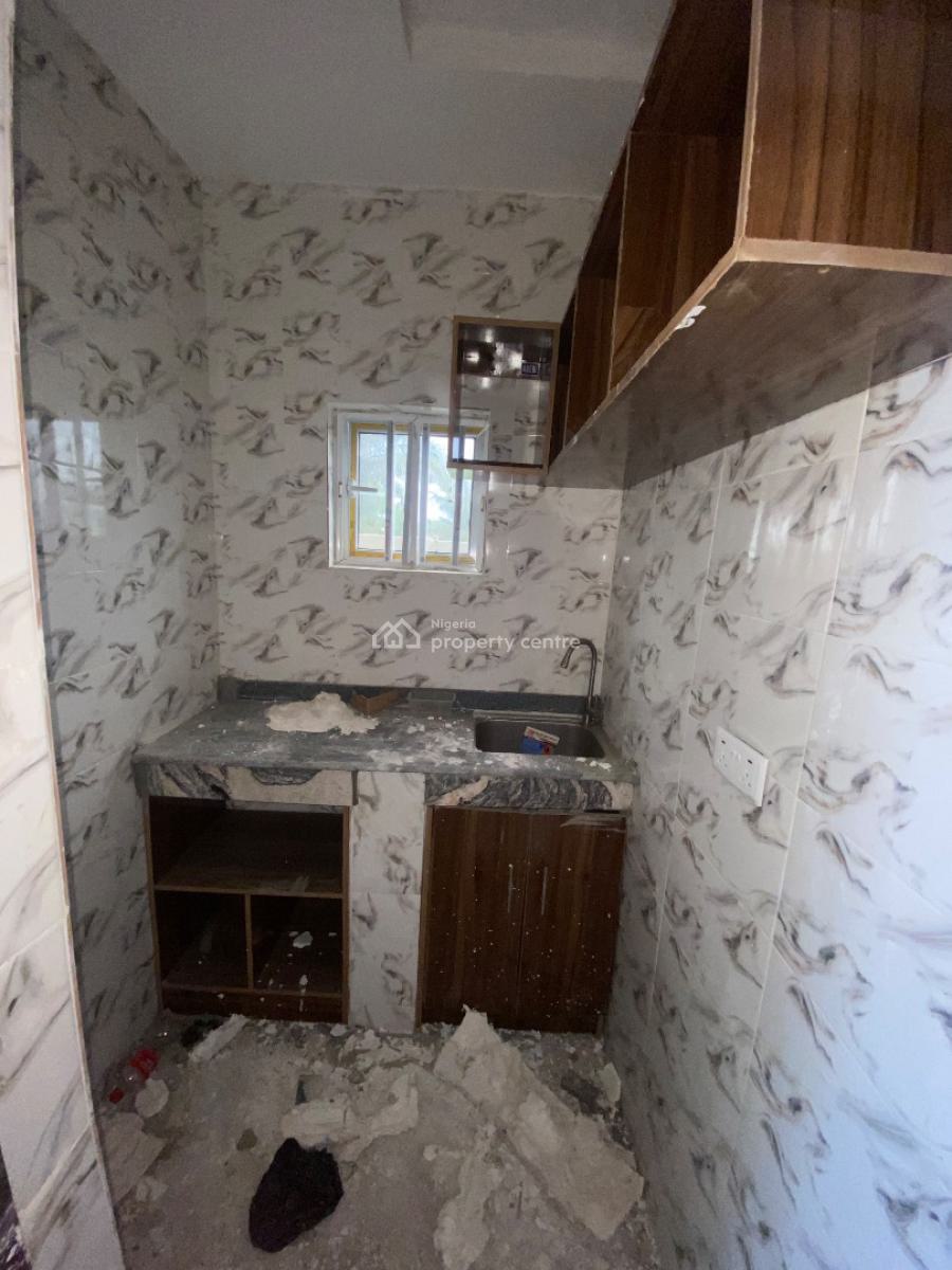 Brand New Mini Flat with Morden Facilities En-suite, Alashela Royal Estate, Ogombo, Ajah, Lagos, Mini Flat (room and Parlour) for Rent