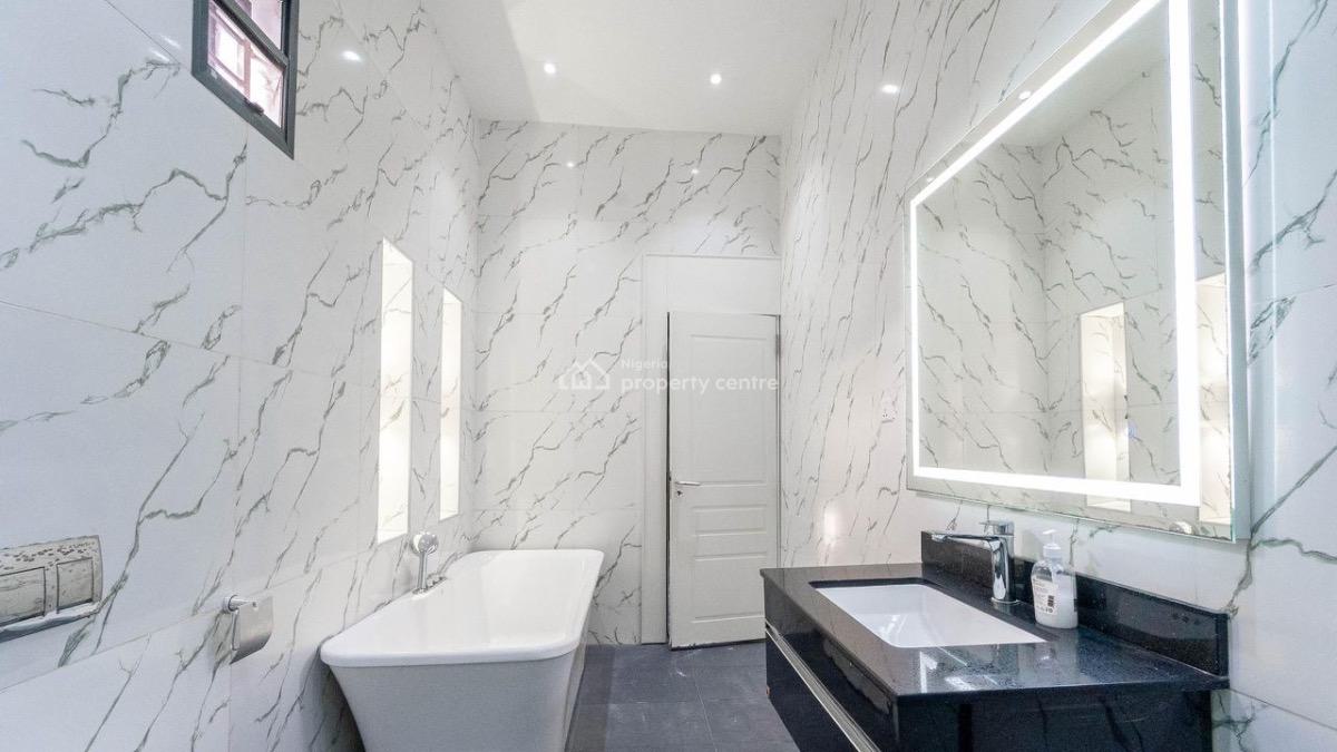 Luxury 5 Bedroom Duplex with a Private Garden and Swimming Pool, Lekki, Lagos, Detached Duplex Short Let