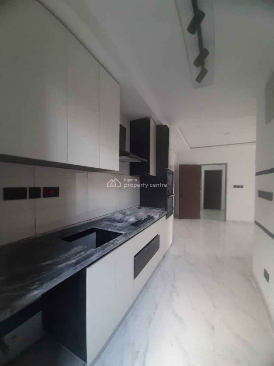 New and Serviced 1 Bedroom En-suite Flat with an Open Fitted Kitchen,, Before Chevron Drive 2nd Toll Gate, Ologolo, Lekki, Lagos, Flat / Apartment for Sale