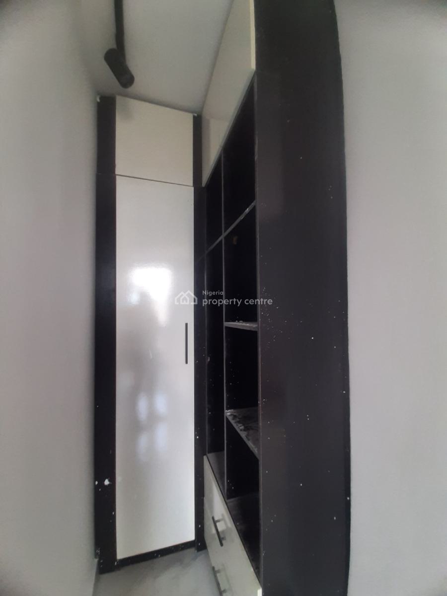 New and Serviced 1 Bedroom En-suite Flat with an Open Fitted Kitchen,, Before Chevron Drive 2nd Toll Gate, Ologolo, Lekki, Lagos, Flat / Apartment for Sale