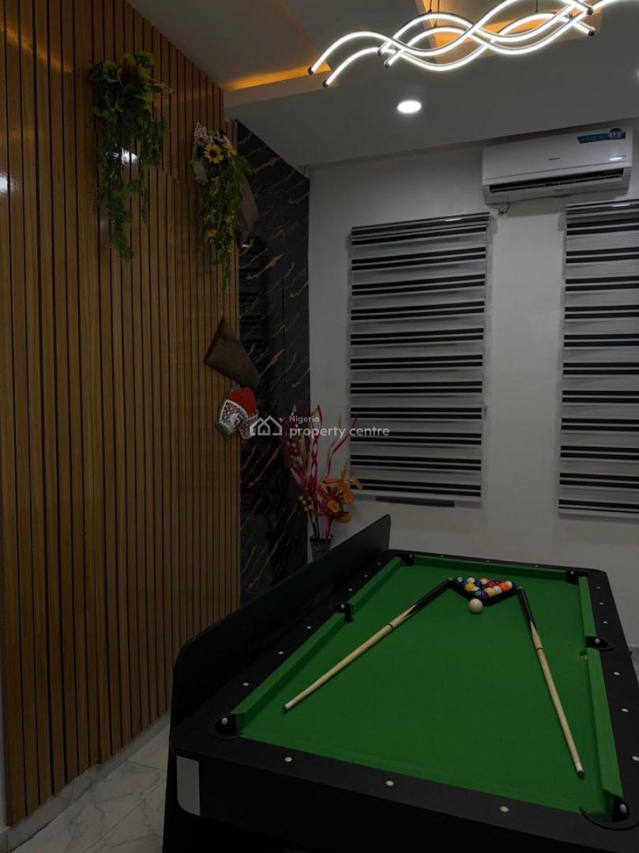 Luxury 3 Bedroom Triplex Apartment with Ps5 Available, Agungi, Lekki, Lagos, Flat / Apartment Short Let