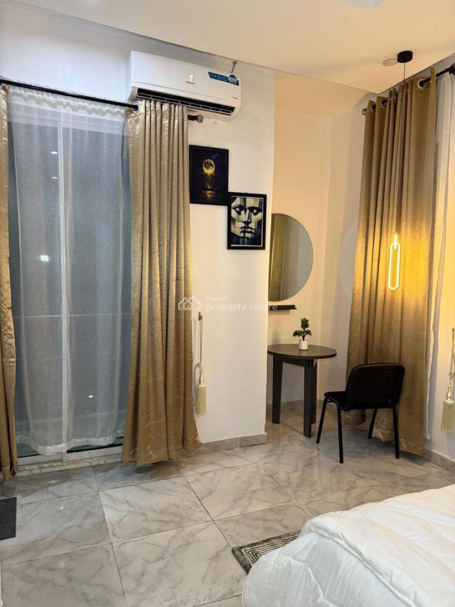 Luxury 3 Bedroom Triplex Apartment with Ps5 Available, Agungi, Lekki, Lagos, Flat / Apartment Short Let