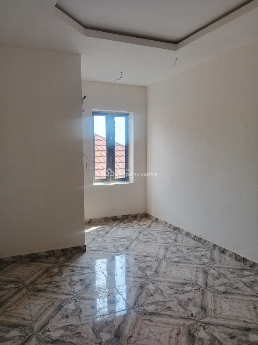 2 Bedroom Flat with Open Kitchen Plan Available, Alagomeji, Alagomeji, Yaba, Lagos, Flat / Apartment for Rent