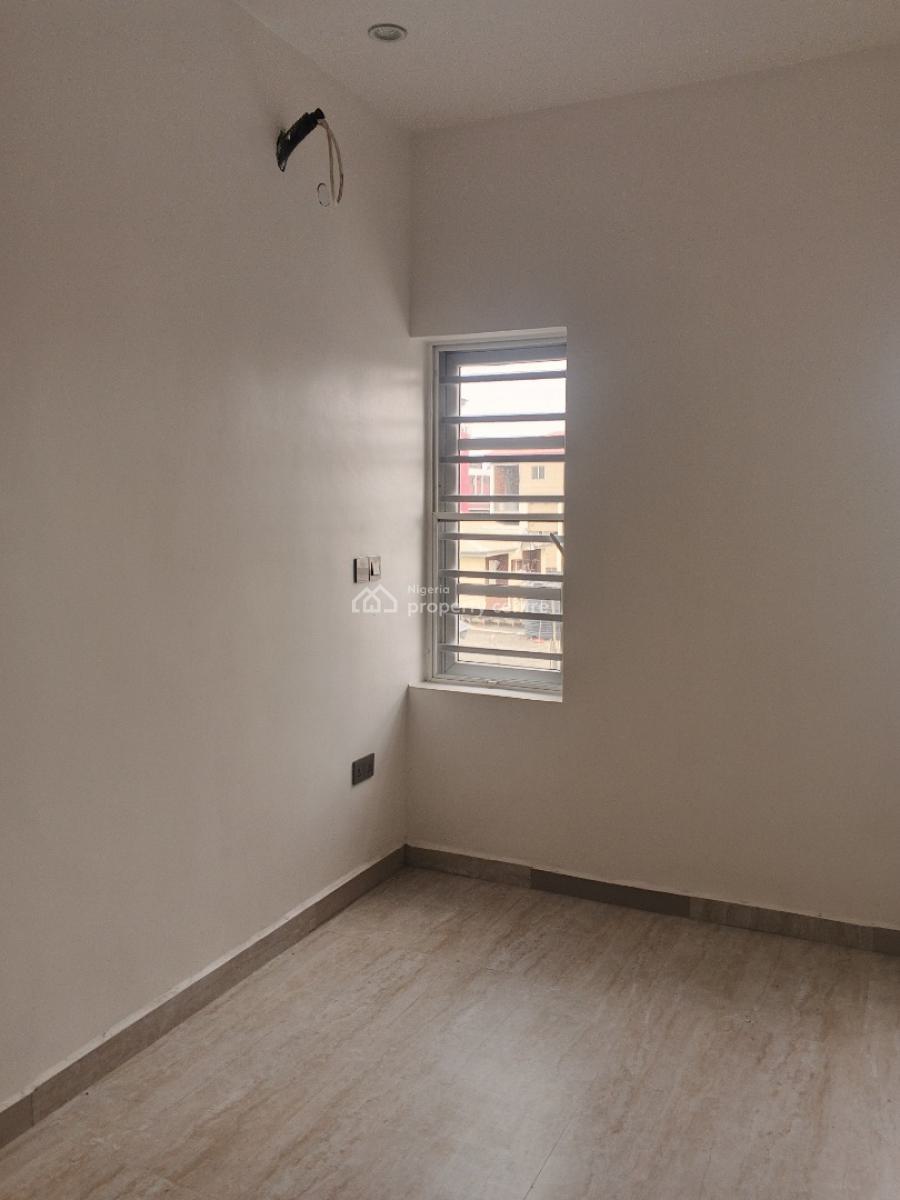 2 Bedroom Flat Available in a Highbrow Area, Off  Obafemi Awolowo Way, Ikeja, Lagos, Flat / Apartment for Rent