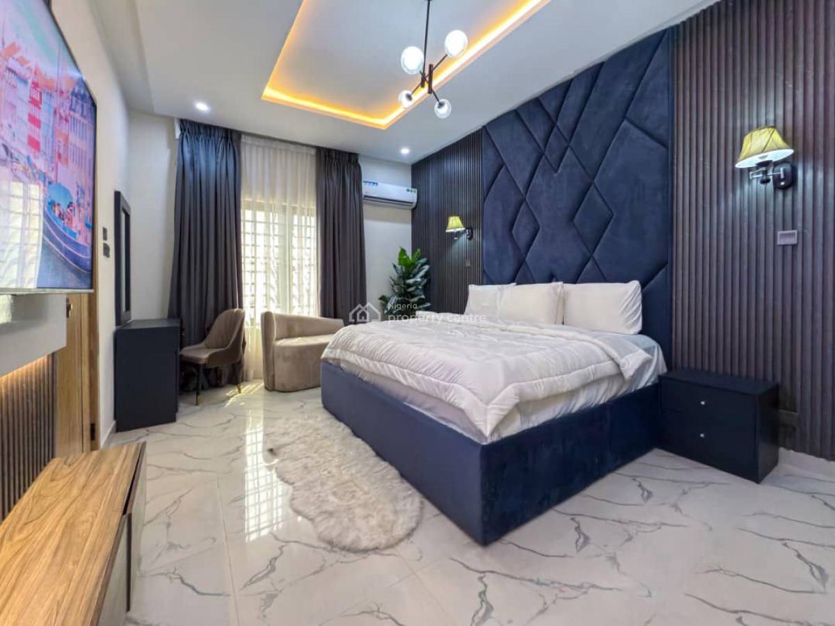 Luxury 3 Bedroom Apartment with Pool, Ps5 and Gym Available, Ajah, Lagos, Flat / Apartment Short Let