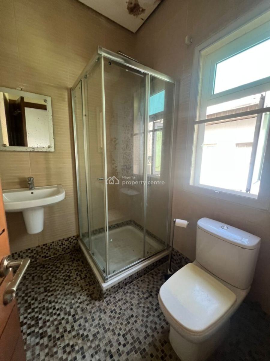 Spacious 4 Bedroom Semi Detached Duplex with Bq, Lekki Phase 1, Lekki, Lagos, Semi-detached Duplex for Rent