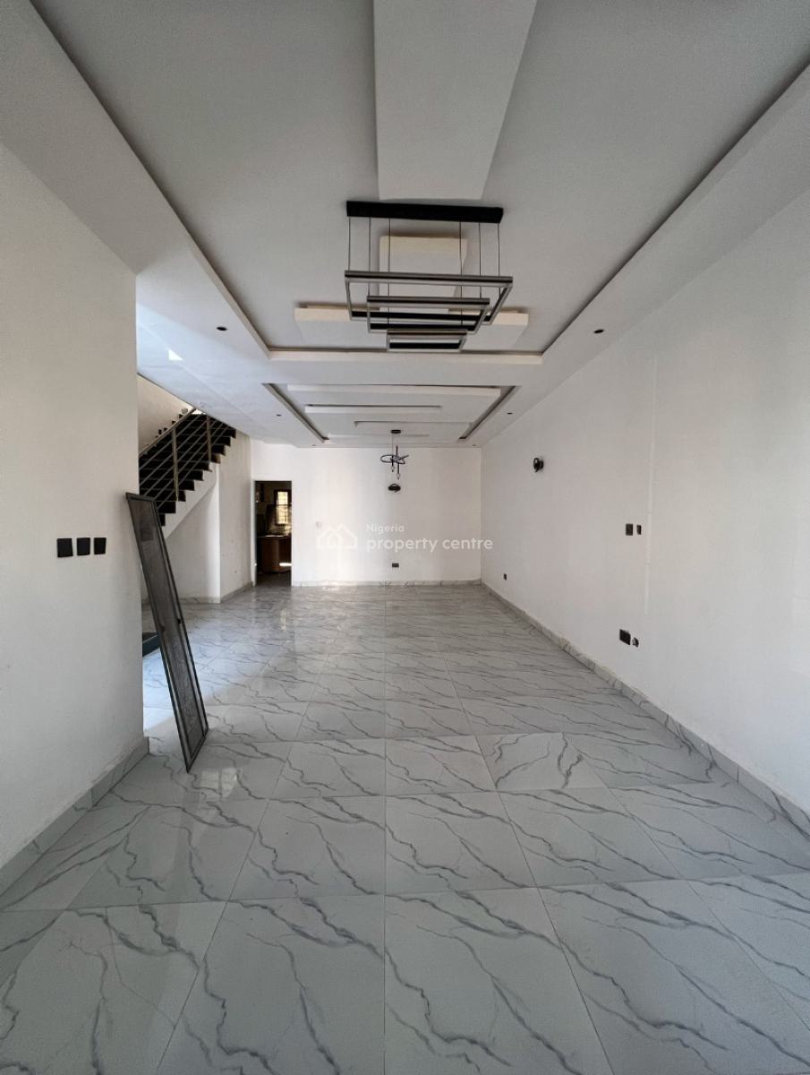 4 Bedroom Terrace with Bq, Guzape District, Abuja, Terraced Duplex for Sale