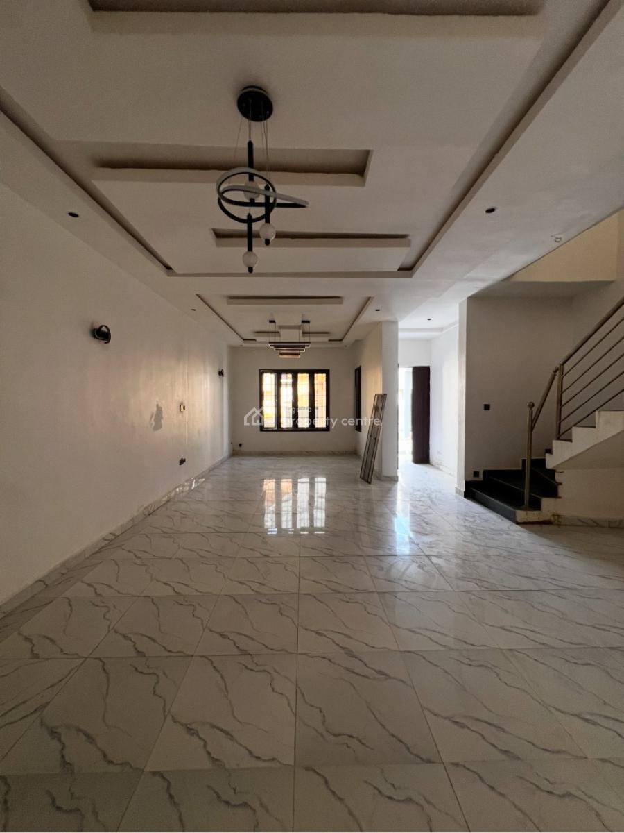 4 Bedroom Terrace with Bq, Guzape District, Abuja, Terraced Duplex for Sale