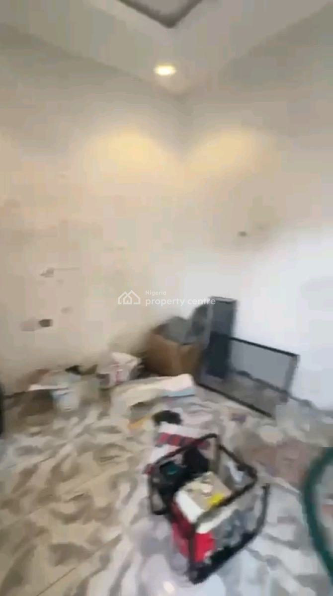 a Tastefully Finished and Standard Roomself Con, Upstairs, Mafowoku Street, Akoka, Yaba, Lagos, Self Contain (single Rooms) for Rent