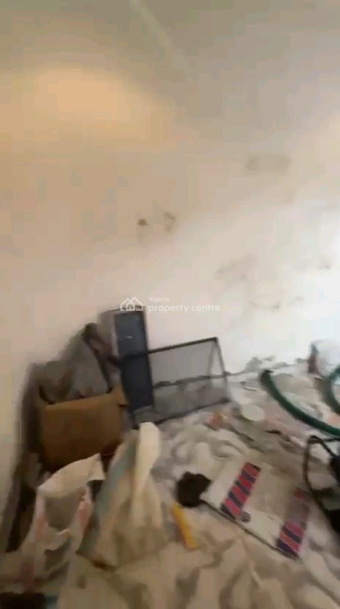 a Tastefully Finished and Standard Roomself Con, Upstairs, Mafowoku Street, Akoka, Yaba, Lagos, Self Contain (single Rooms) for Rent