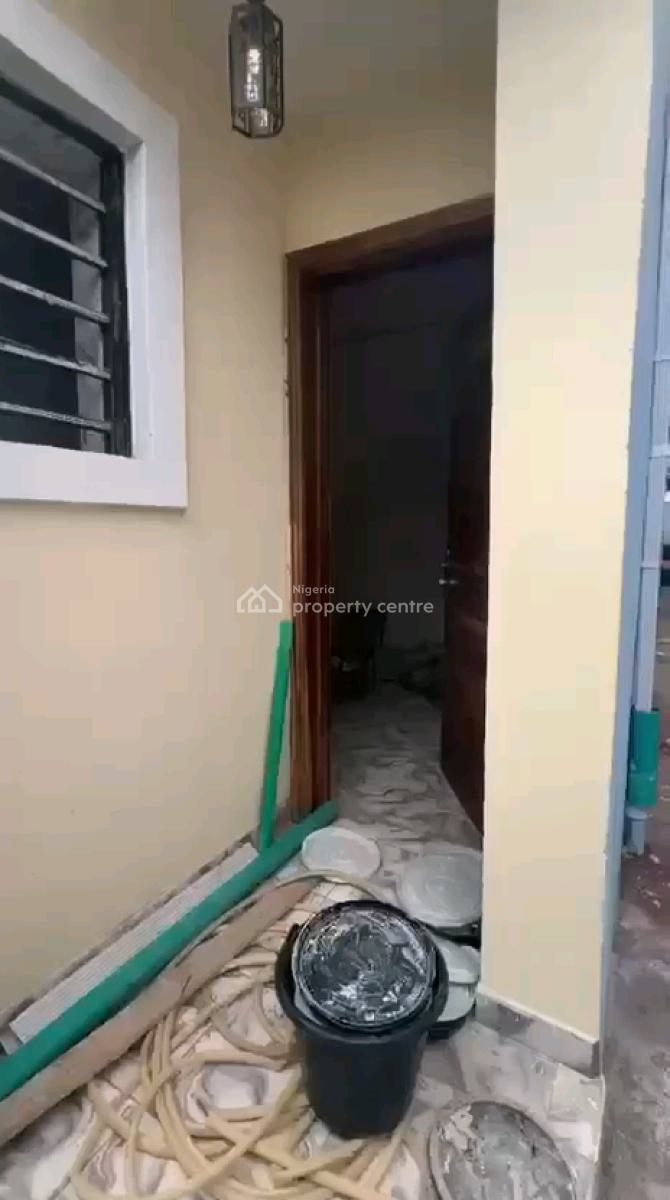 a Tastefully Finished and Standard Roomself Con, Upstairs, Mafowoku Street, Akoka, Yaba, Lagos, Self Contain (single Rooms) for Rent