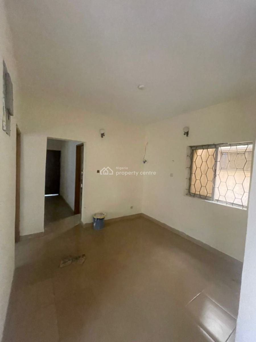 3 Bedroom Apartment in a Serene Environment in a Prime Estate, Gra Phase 2, Magodo, Lagos, House for Rent