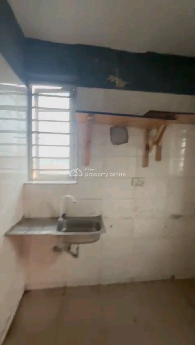 an Up Floor 2-bedroom Flat at Ilaje Bariga .., Ilaje, Bariga, Shomolu, Lagos, Flat / Apartment for Rent