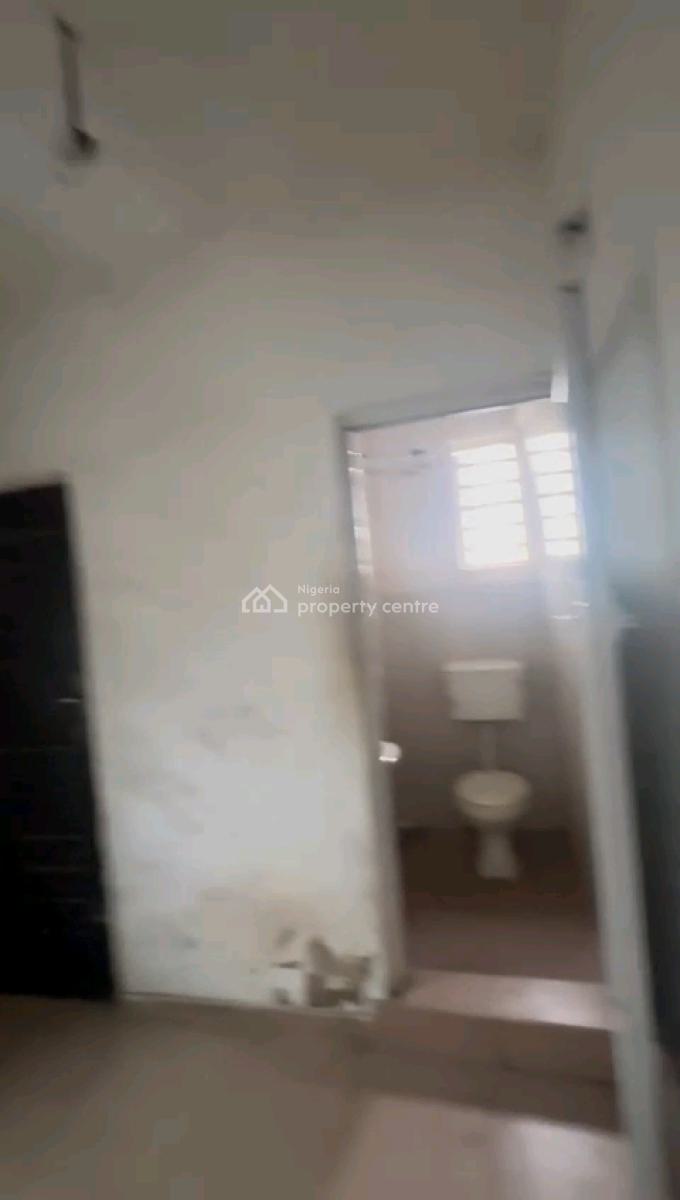an Up Floor 2-bedroom Flat at Ilaje Bariga .., Ilaje, Bariga, Shomolu, Lagos, Flat / Apartment for Rent