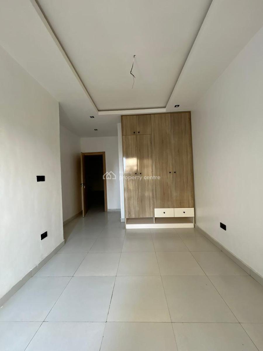 2-bedroom Apartment, Ologolo, Lekki, Lagos, Flat / Apartment for Sale