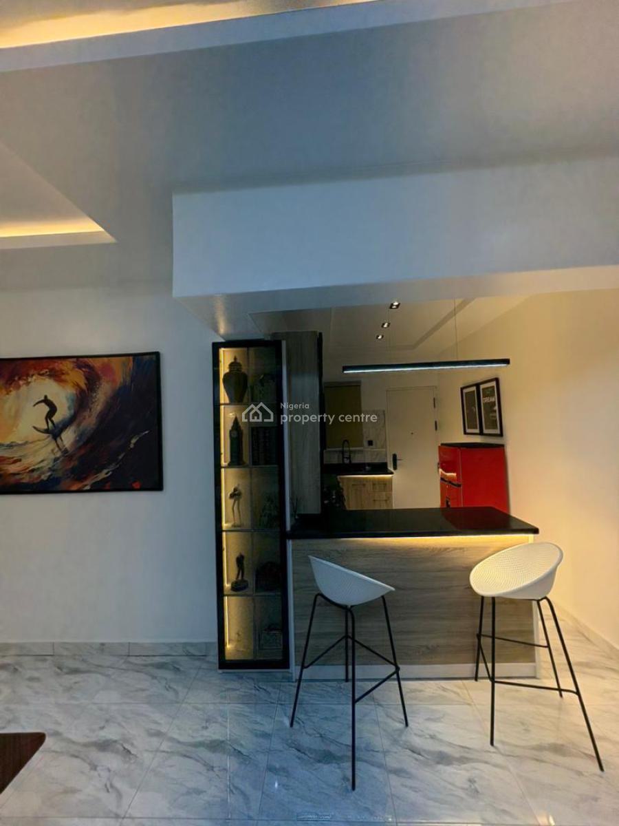 Beautifully Furnished Luxurious 2bedroom Self Compound with Snooker &, Lekki Phase 1, Lekki, Lagos, Flat / Apartment Short Let