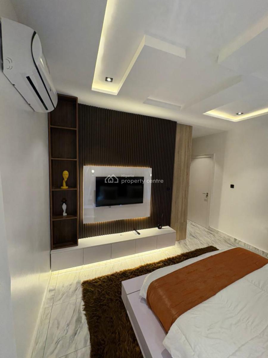 Beautifully Furnished Luxurious 2bedroom Self Compound with Snooker &, Lekki Phase 1, Lekki, Lagos, Flat / Apartment Short Let