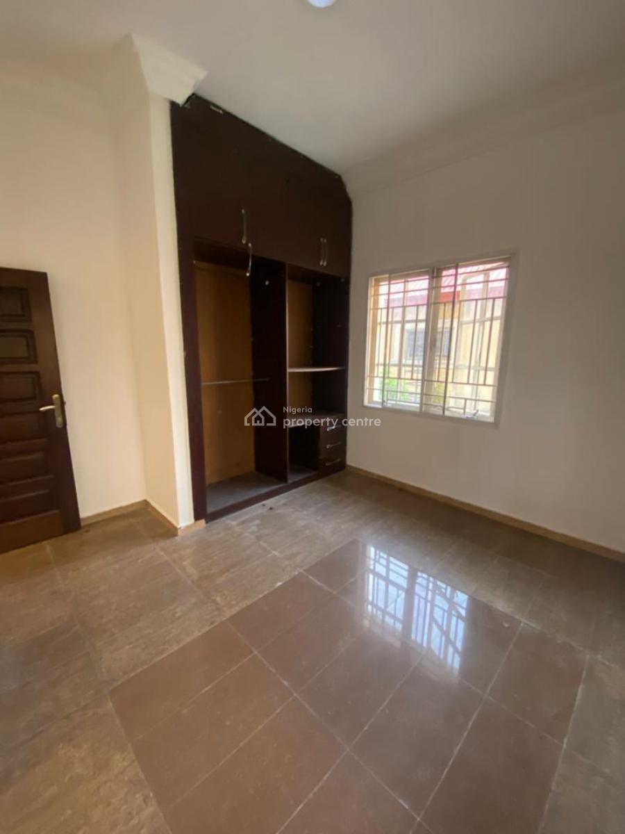 Well Spacious Mini Flat at Lekki Phase 1, Off Admiralty Way, Lekki Phase 1, Lekki, Lagos, Mini Flat (room and Parlour) for Rent