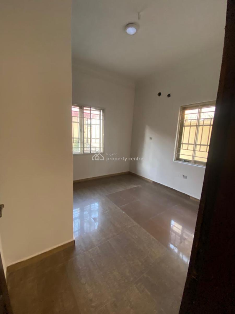 Well Spacious Mini Flat at Lekki Phase 1, Off Admiralty Way, Lekki Phase 1, Lekki, Lagos, Mini Flat (room and Parlour) for Rent
