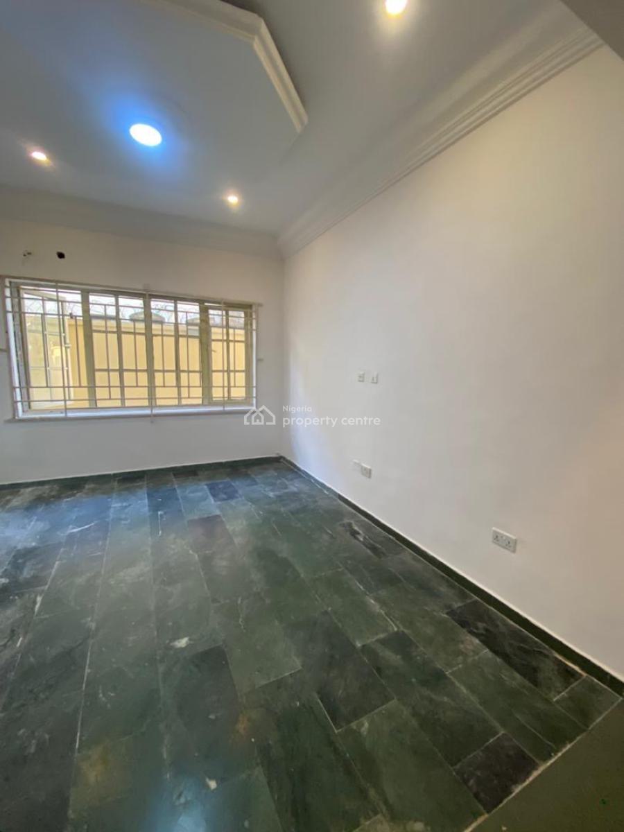 Well Spacious Mini Flat at Lekki Phase 1, Off Admiralty Way, Lekki Phase 1, Lekki, Lagos, Mini Flat (room and Parlour) for Rent