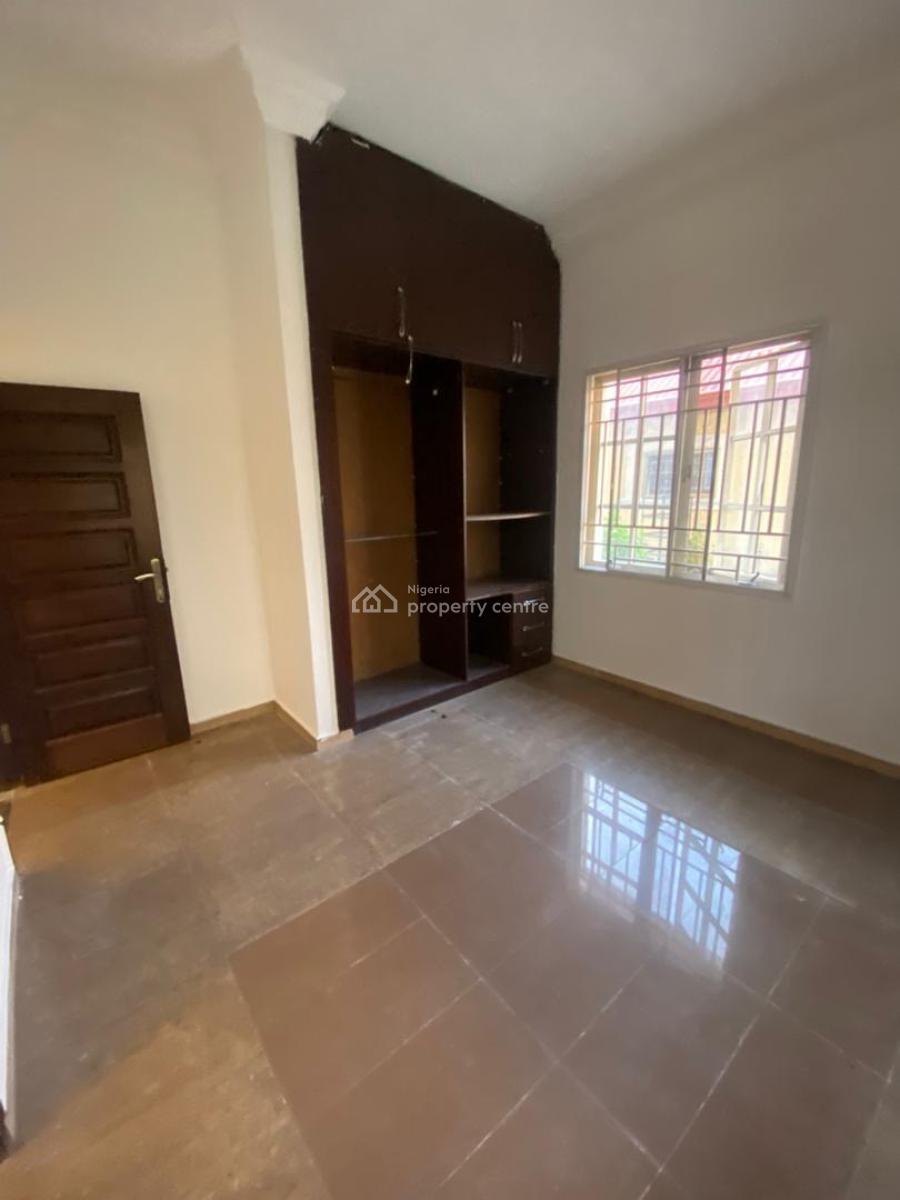 Well Spacious Mini Flat at Lekki Phase 1, Off Admiralty Way, Lekki Phase 1, Lekki, Lagos, Mini Flat (room and Parlour) for Rent