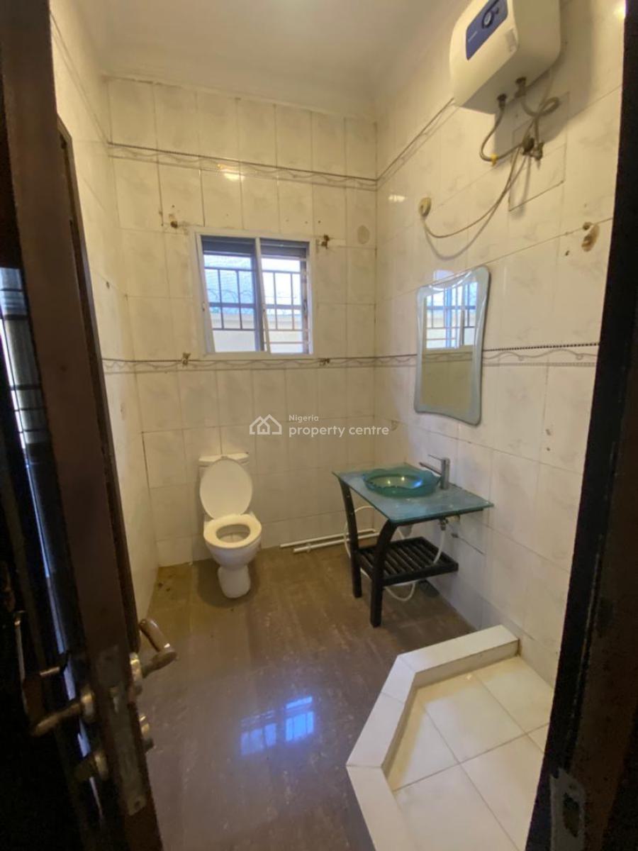 Well Spacious Mini Flat at Lekki Phase 1, Off Admiralty Way, Lekki Phase 1, Lekki, Lagos, Mini Flat (room and Parlour) for Rent