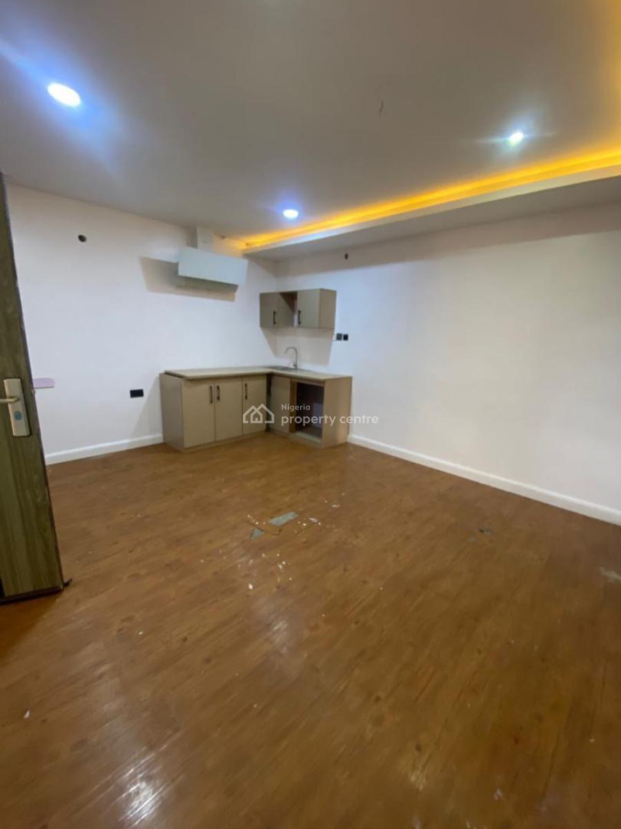 Spacious Room and Parlor at Lekki Phase 1, Off Admiralty Way, Lekki Phase 1, Lekki, Lagos, Mini Flat (room and Parlour) for Rent