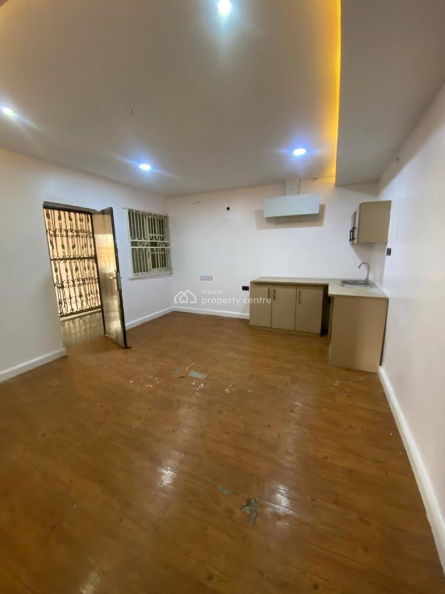 Spacious Room and Parlor at Lekki Phase 1, Off Admiralty Way, Lekki Phase 1, Lekki, Lagos, Mini Flat (room and Parlour) for Rent
