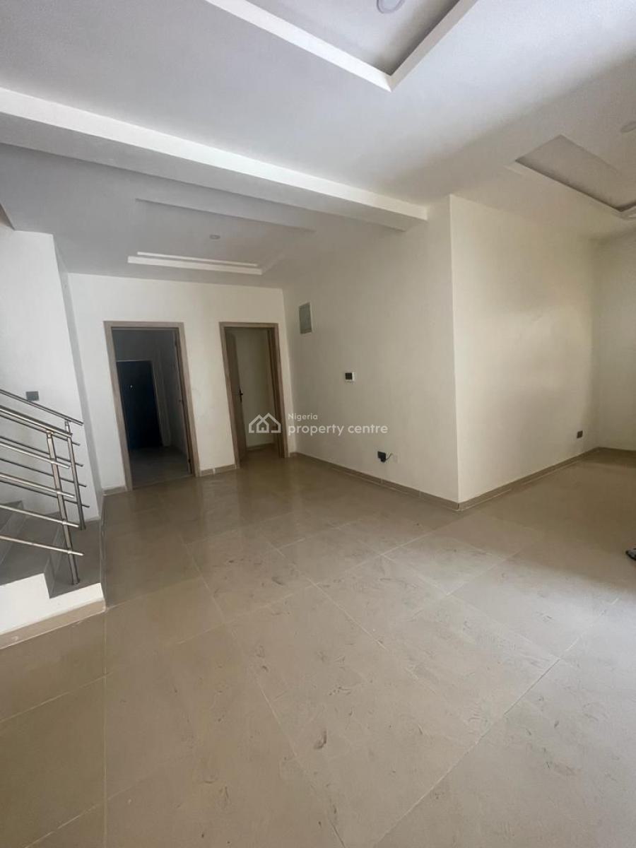 4 Bedroom Semi Detached Duplex + Bq, Chevron Inside an Estate, Lekki, Lagos, Semi-detached Duplex for Rent