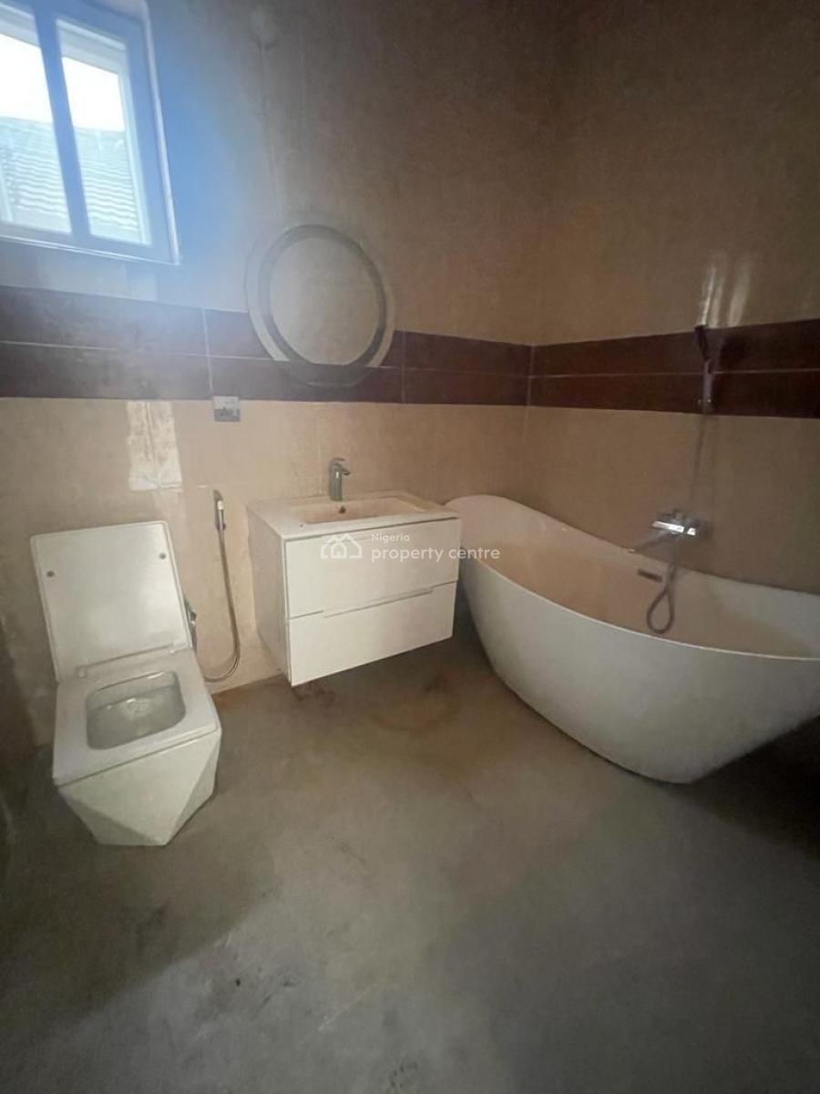 4 Bedroom Semi Detached Duplex + Bq, Chevron Inside an Estate, Lekki, Lagos, Semi-detached Duplex for Rent