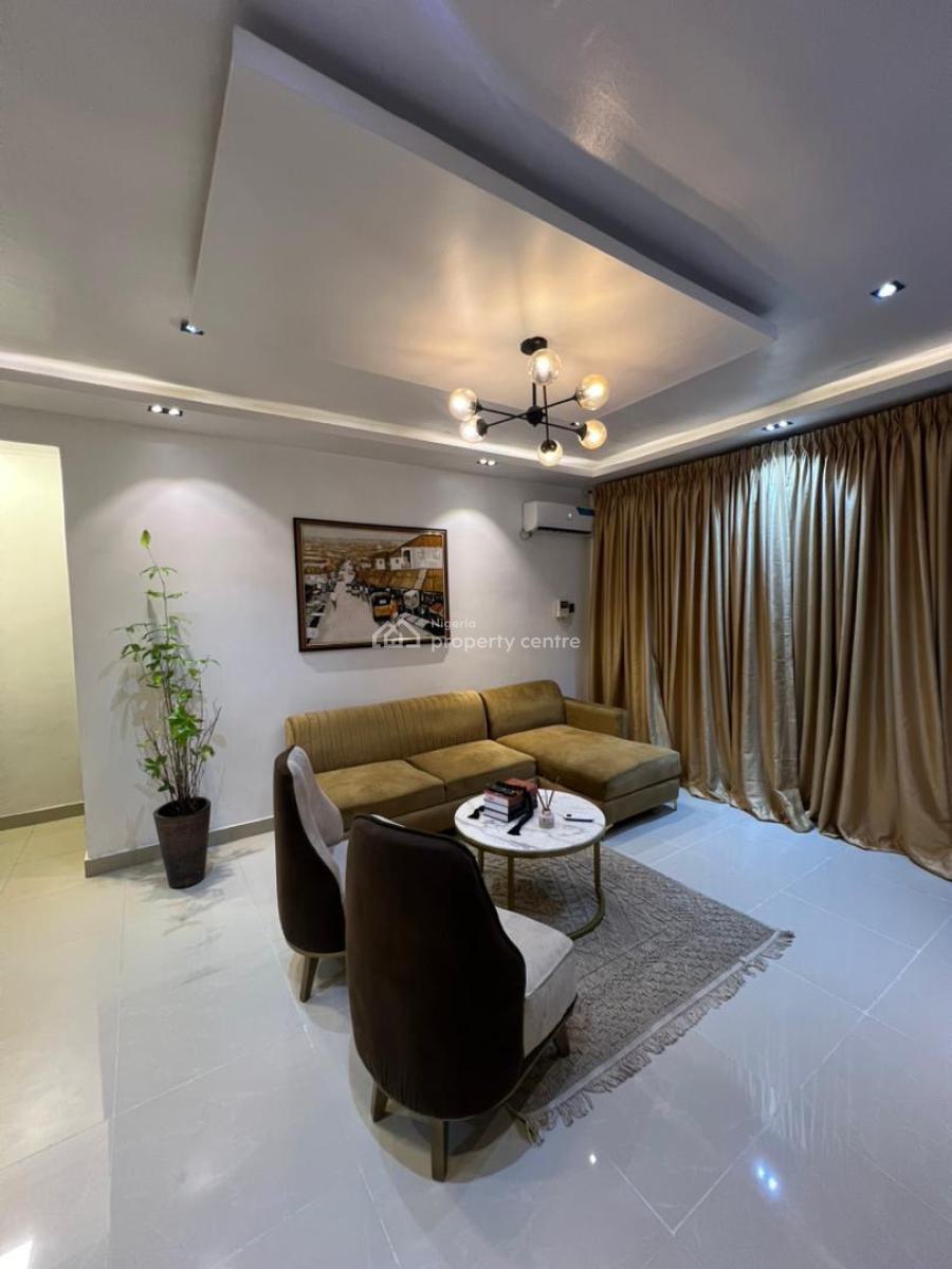 Opulent 3 Bedrooms! Apartment Located in Agungi, Osapa, Lekki, Lagos, Flat / Apartment Short Let