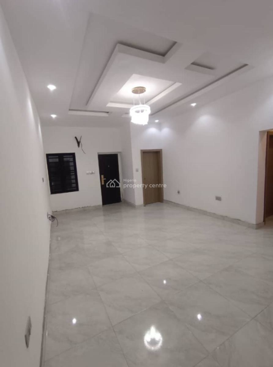 Spacious 2 Bedroom Flat .  Just 2 in a Compound, Abraham Adesanya, Lekki, Lagos, Flat / Apartment for Rent