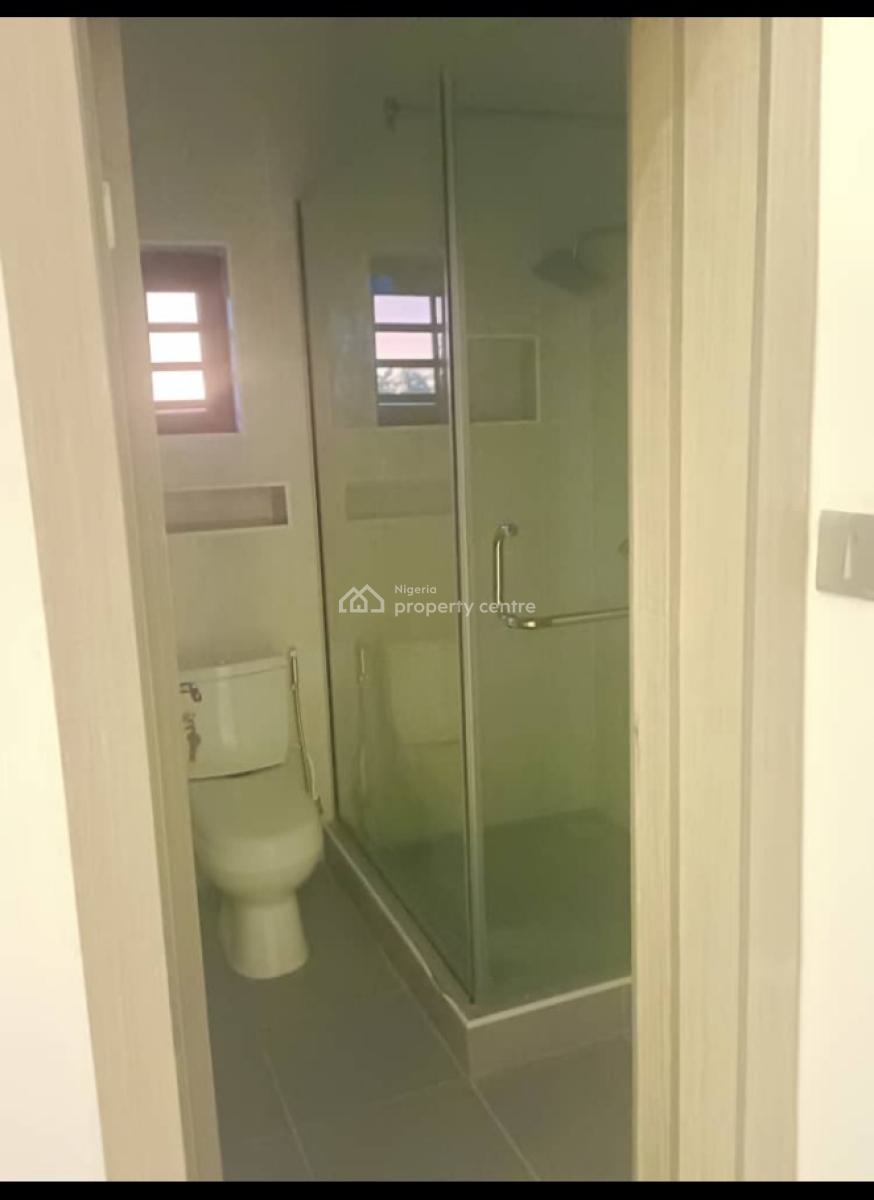 Spacious 2 Bedroom Flat .  Just 2 in a Compound, Abraham Adesanya, Lekki, Lagos, Flat / Apartment for Rent