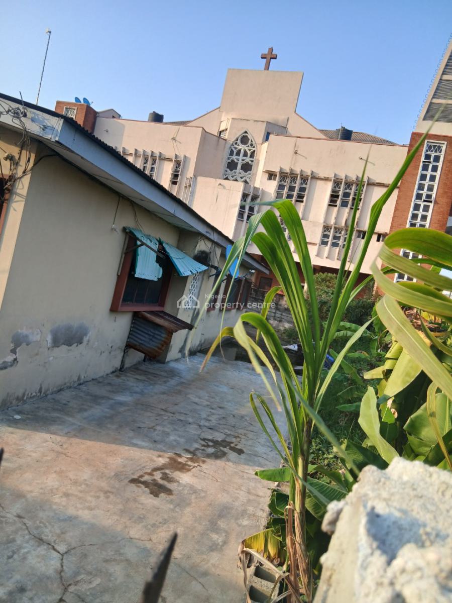 a Good Property on a Plot and Half Size, Onike, Yaba, Lagos, Detached Bungalow for Sale