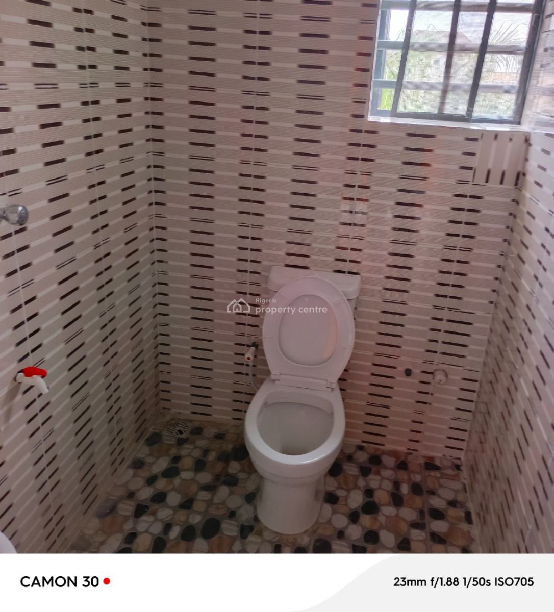 Cheapest 2 Bedroom Flat in Bucknor Estate, Isolo, Lagos, Flat / Apartment for Rent