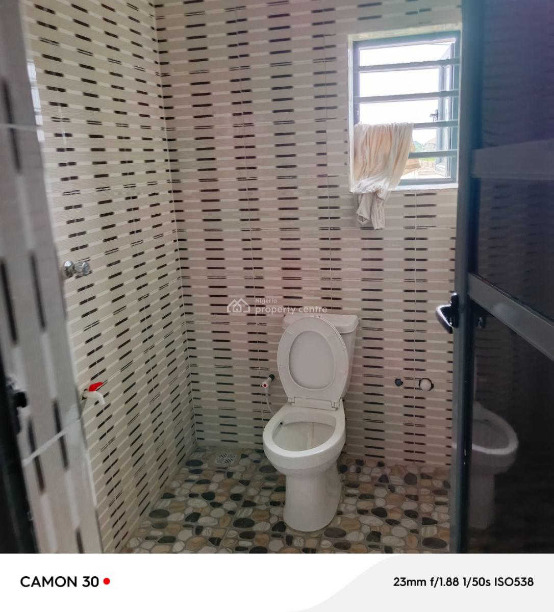 Cheapest 2 Bedroom Flat in Bucknor Estate, Isolo, Lagos, Flat / Apartment for Rent