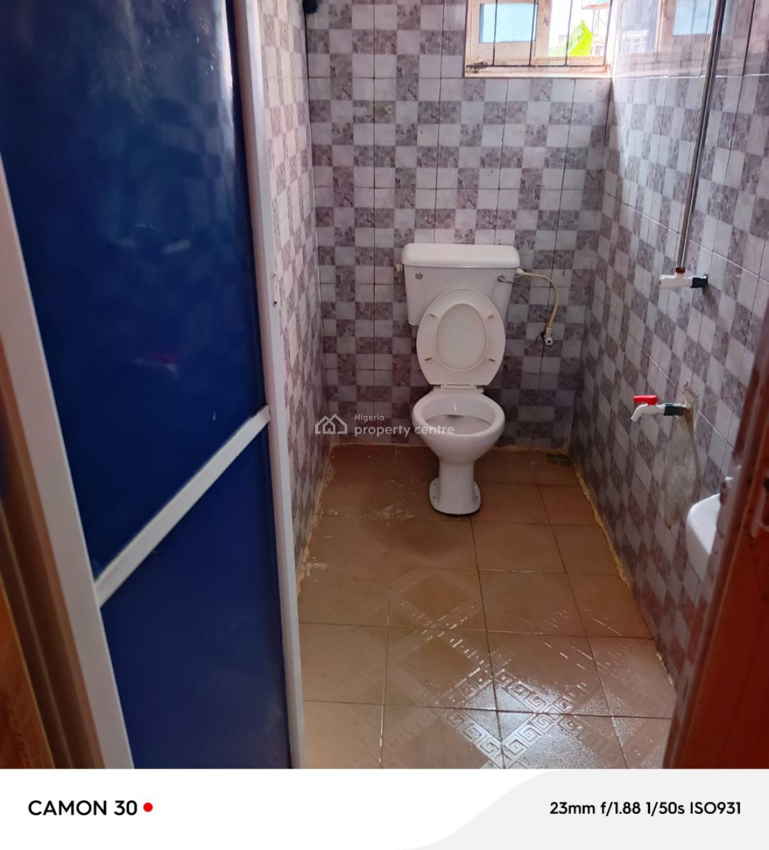 Give Away 2 Bedroom Flat in Fagbile Estate, Isolo, Lagos, Flat / Apartment for Rent