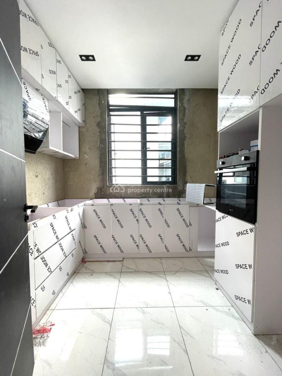 Luxury Brand New 2 Bedroom Apartment, Ologolo, Lekki, Lagos, Flat / Apartment for Sale