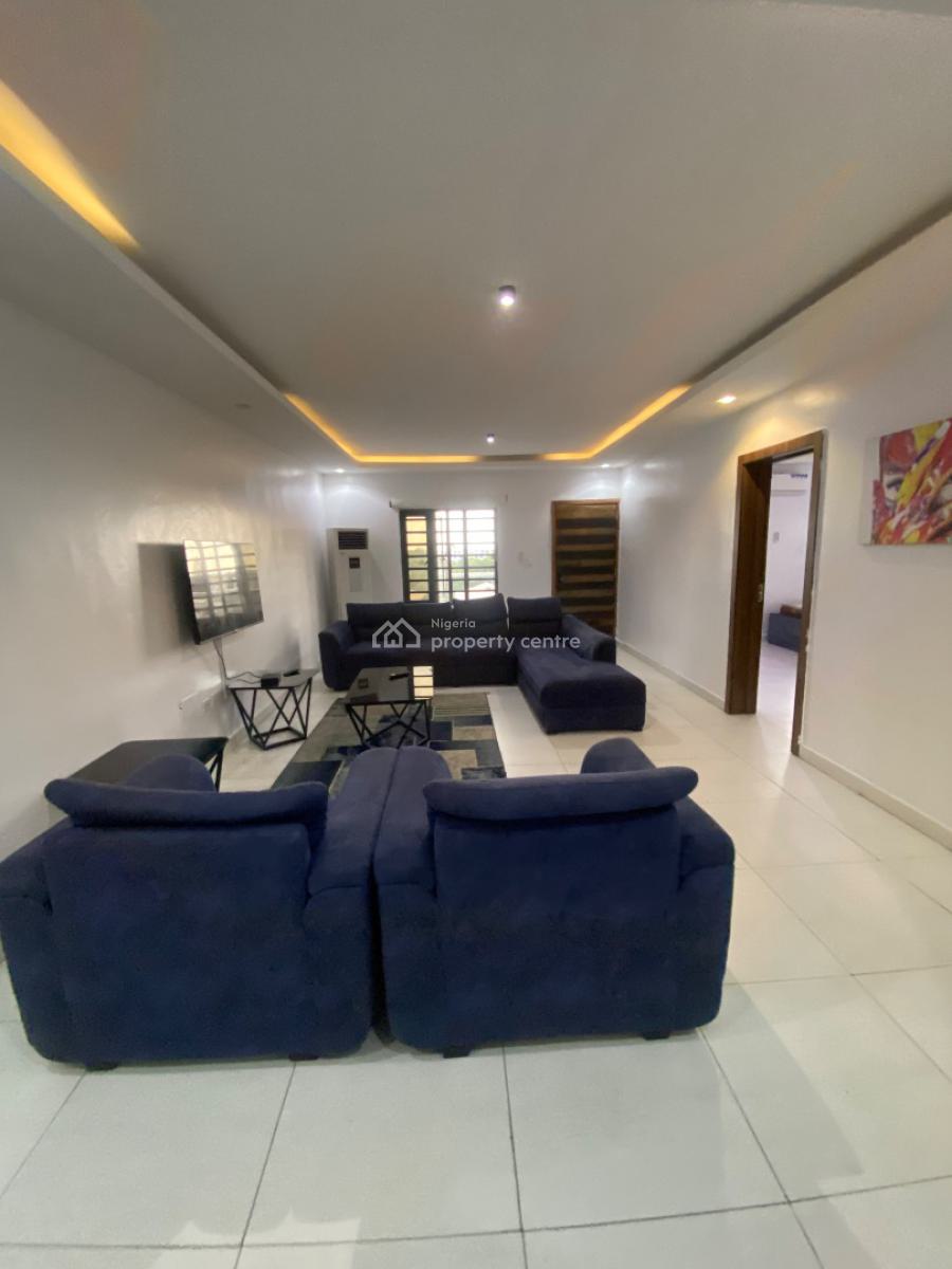 Well Built 2 Bedroom Apartment, Lekki Phase 1, Lekki, Lagos, Block of Flats for Sale