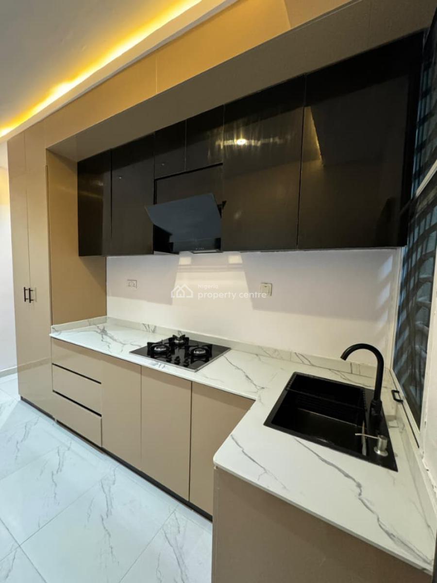 Beautiful 2 Bedroom Apartment with a Private Cinema and Ps5, Lekki Phase 1, Lekki, Lagos, Flat / Apartment Short Let