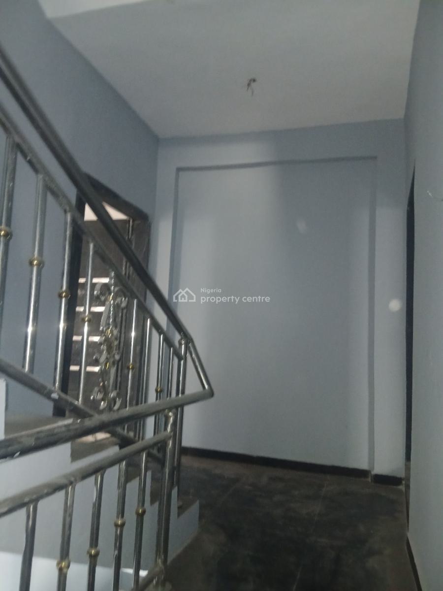New Luxury 2 Bedrooms, Yaba, Lagos, Flat / Apartment for Rent