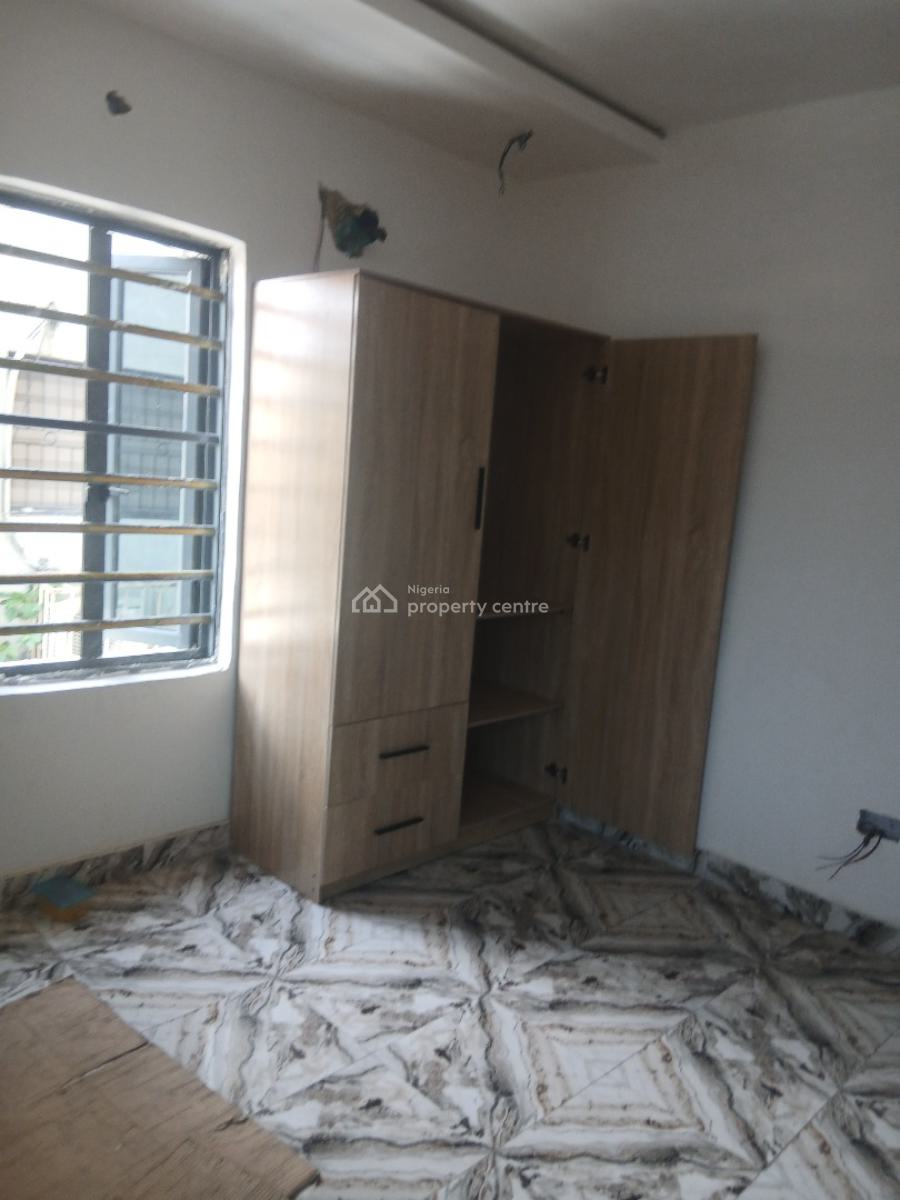 New Luxury 2 Bedrooms, Yaba, Lagos, Flat / Apartment for Rent