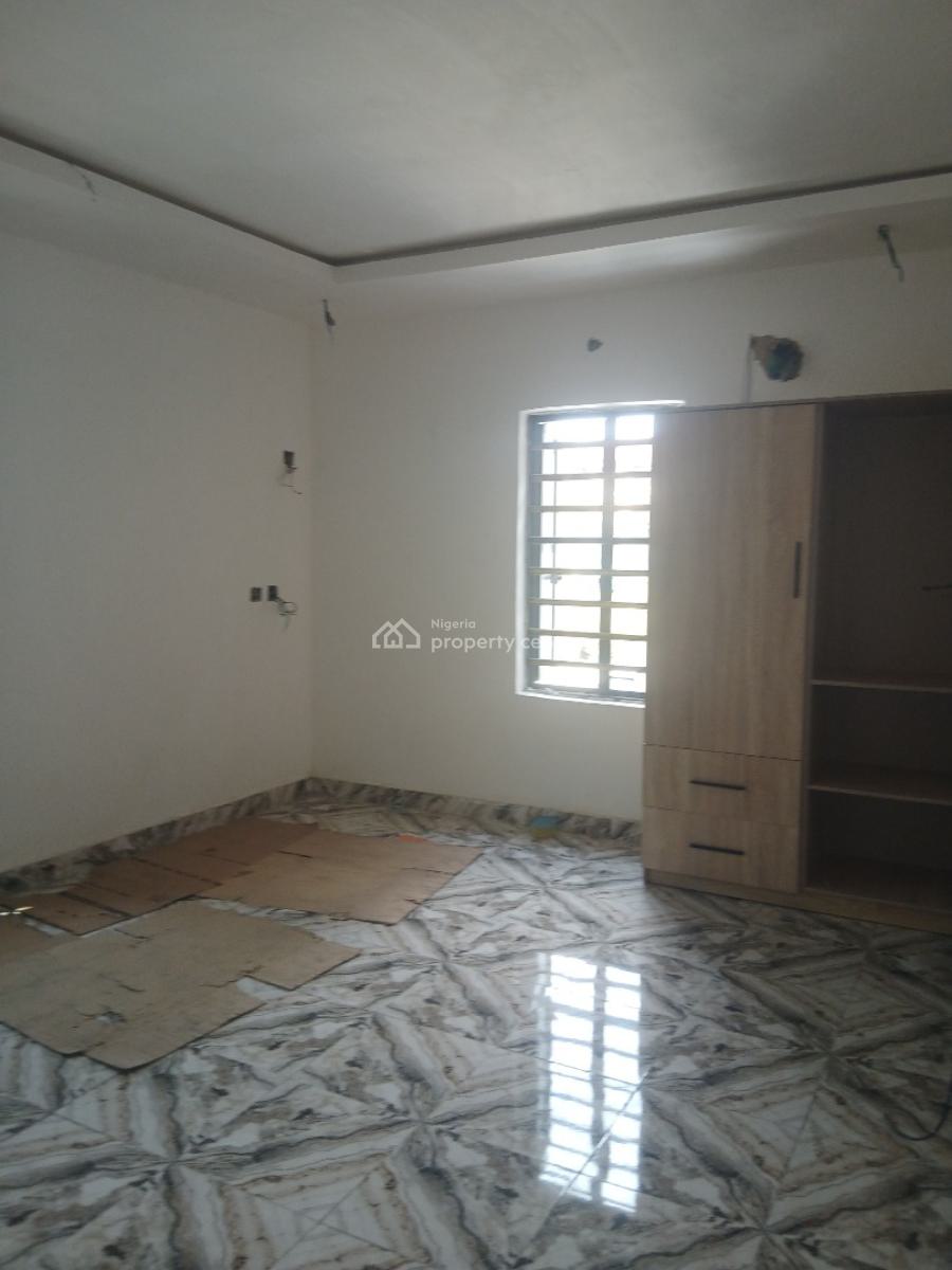 New Luxury 2 Bedrooms, Yaba, Lagos, Flat / Apartment for Rent
