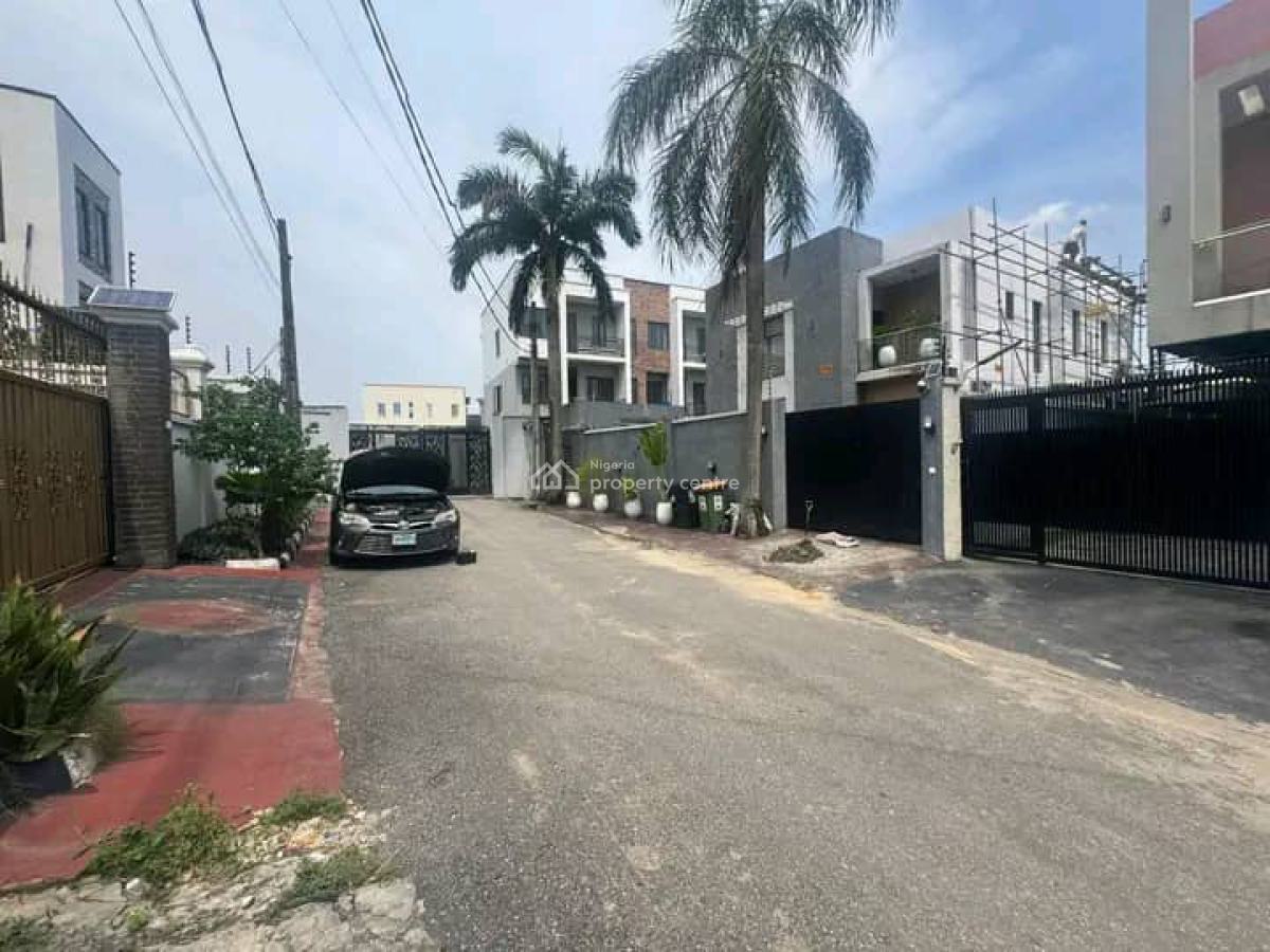 4 Bedroom Detached Duplex with a 2bedroom a 2bedroom Bongalow 700sqm, Adeniyi Jones, Ikeja, Lagos, Detached Duplex for Sale