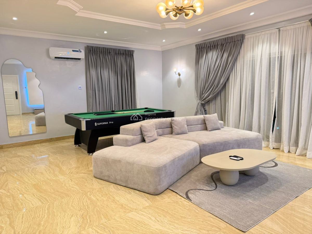 Luxury 3-bedroom Apartment  with Pool, Parkview, Ikoyi, Lagos, Flat / Apartment Short Let